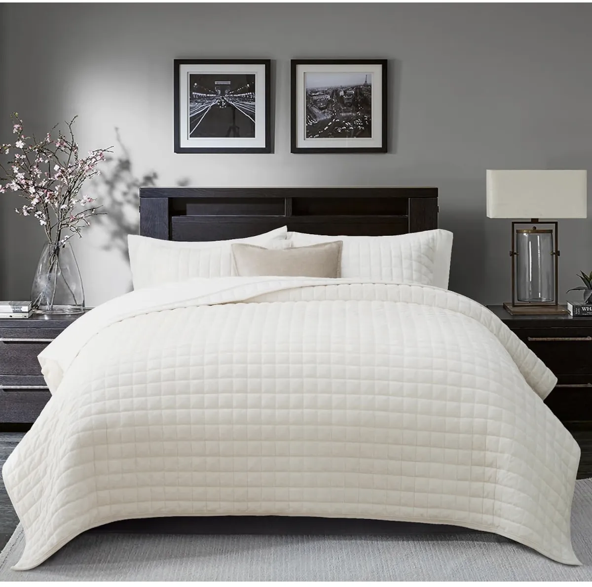 Luxury Velvet Quilt Set King Size, Lightweight Velvet Comforter Set, Oversized Bedspread Coverlet Quilted Bedding Set, with 2 Matching Pillow Shams, for All Season, Cream White